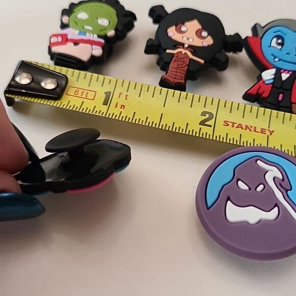 Monsters 5-pc Croc Shoe Charms Vampire Dracula Frankenstein Lips Eyeball Jewelry - Picture 3 of 4